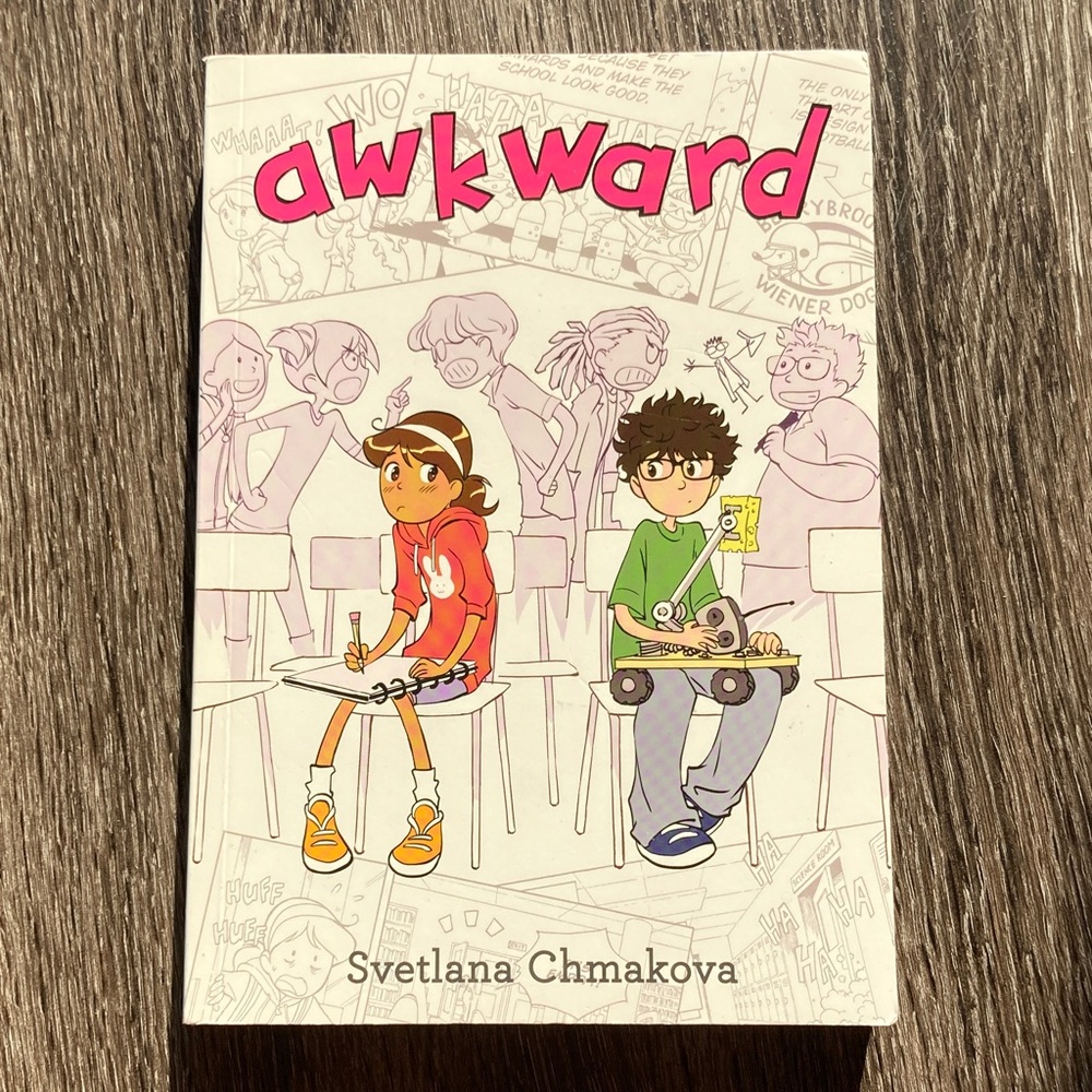 📕 3/$10 ‘Awkward’ Graphic Novel by Svetlana Chmakova